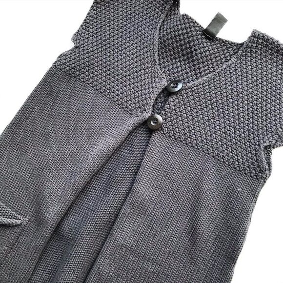 Zara gray knit vest/cardigan EUC S(fits like 7-8Y) - Picture 2 of 2